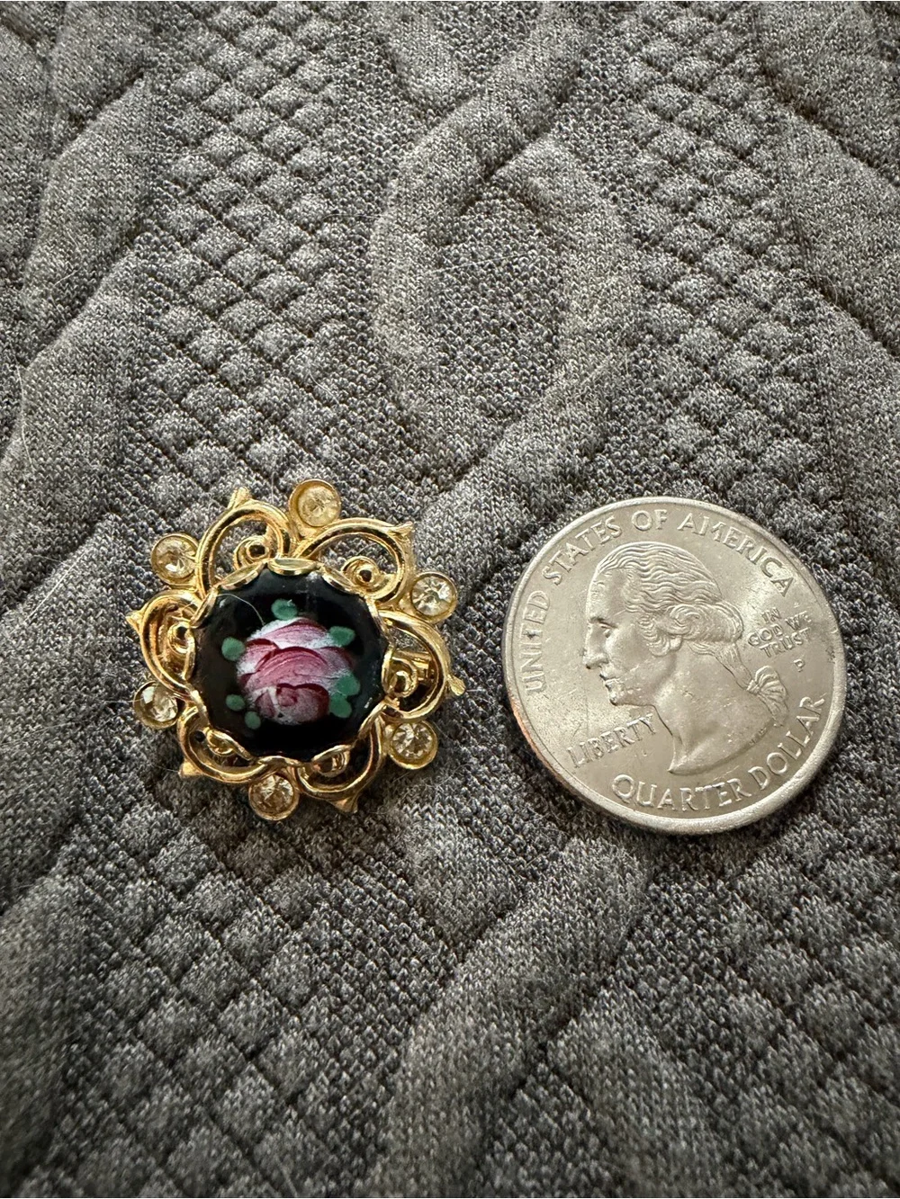 N/A elegant gold